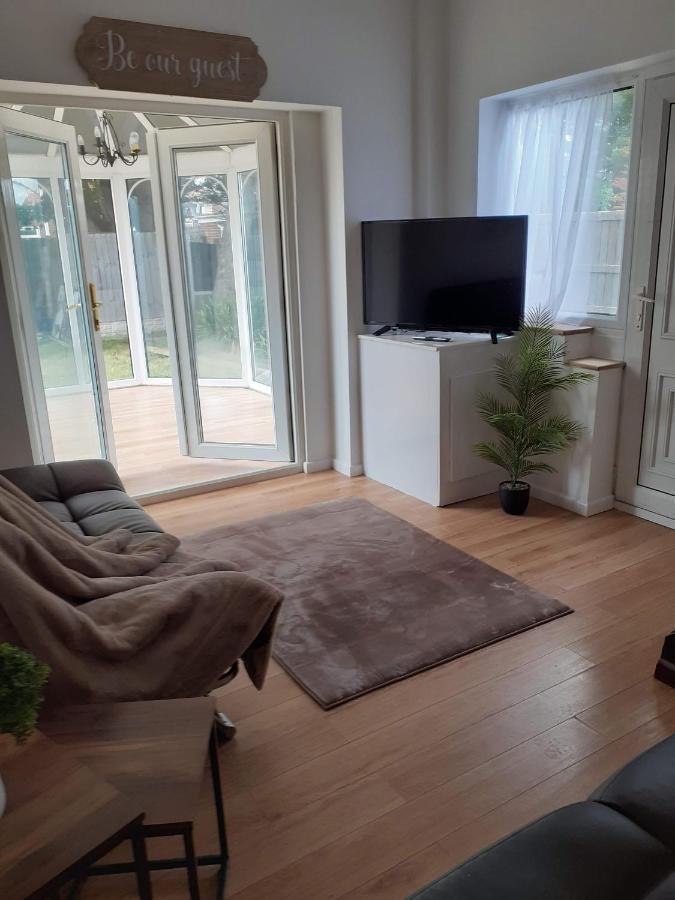 Plum Tree Cottage, Holiday home Kinmel Bay